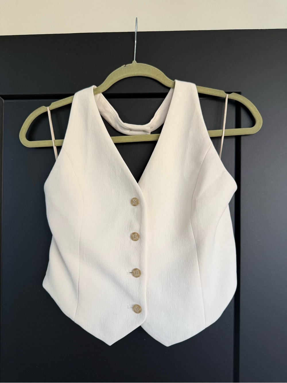 Aritzia Vito Vest in Birch White - size 8 - Picture 6 of 11